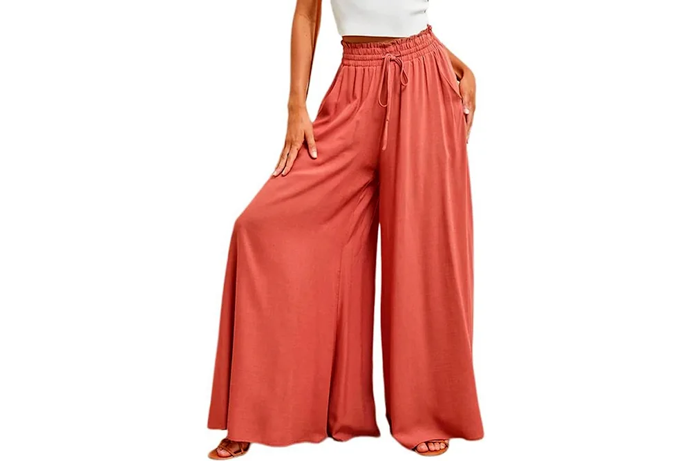 Palazzo trousers outfit