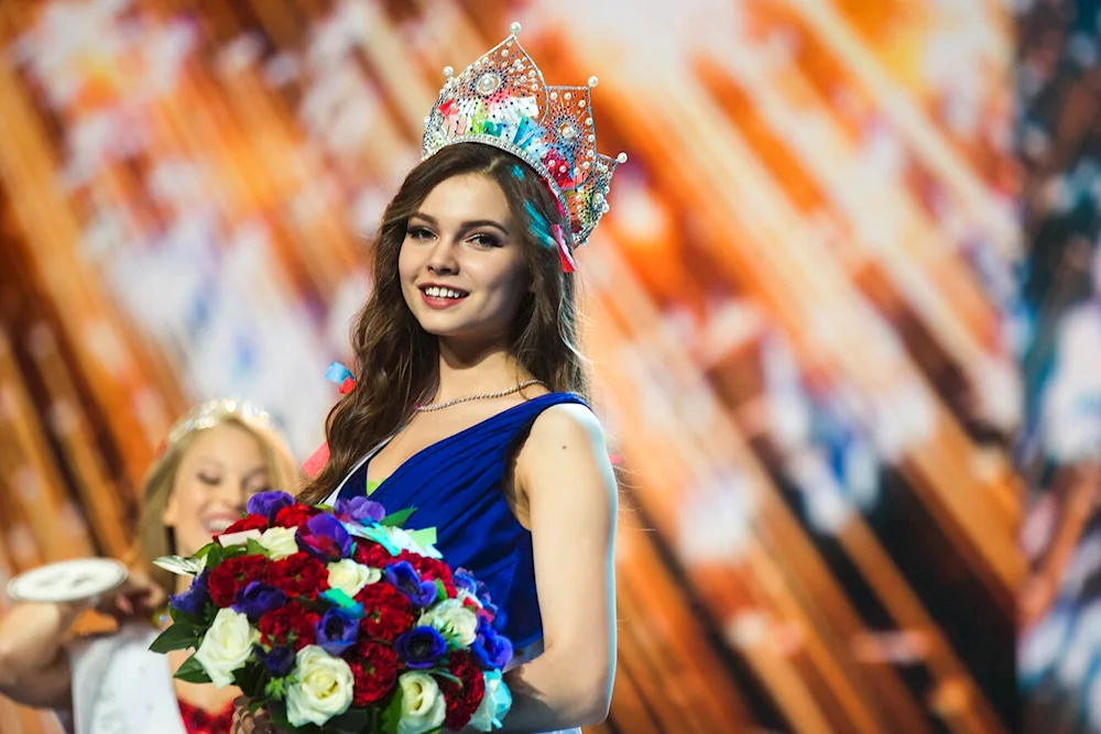 Yulia Polyachikhina Miss