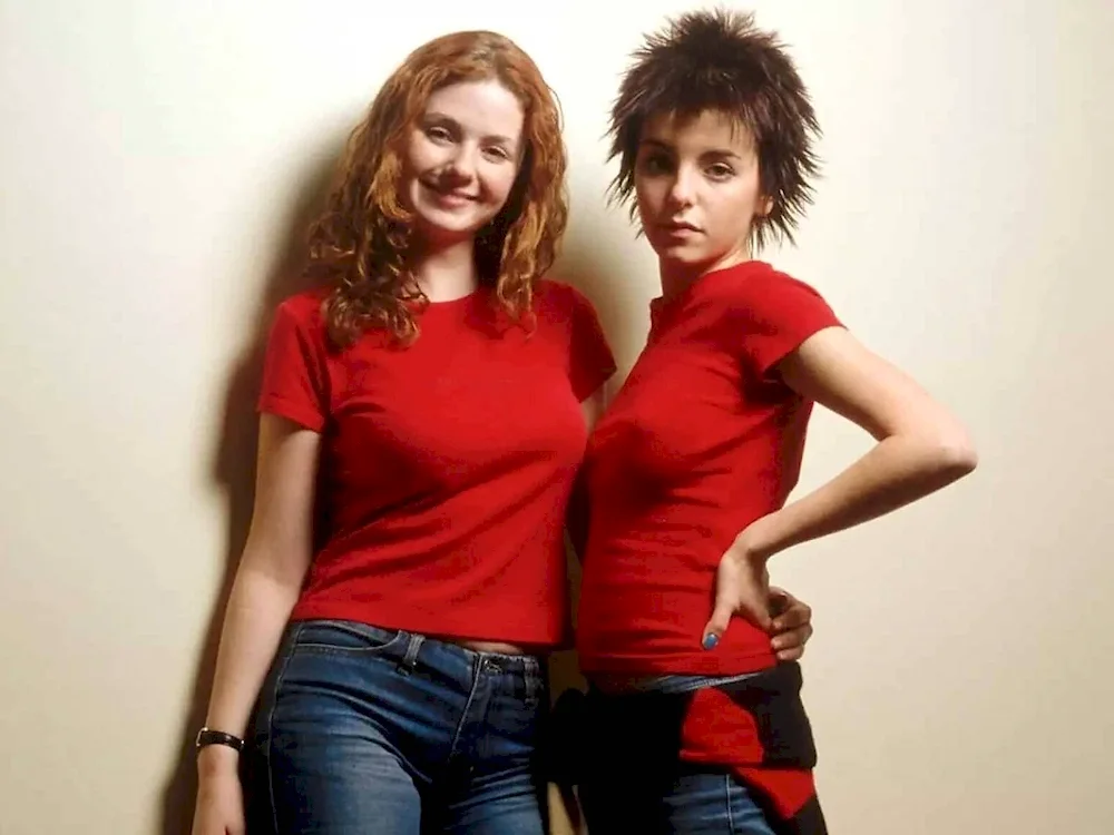 Yulia Volkova and Lena Katina in their youth