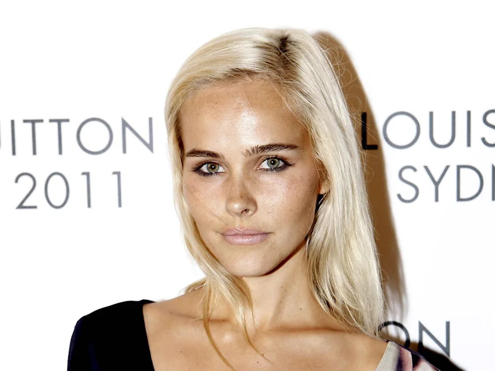 Isabel. Lucas