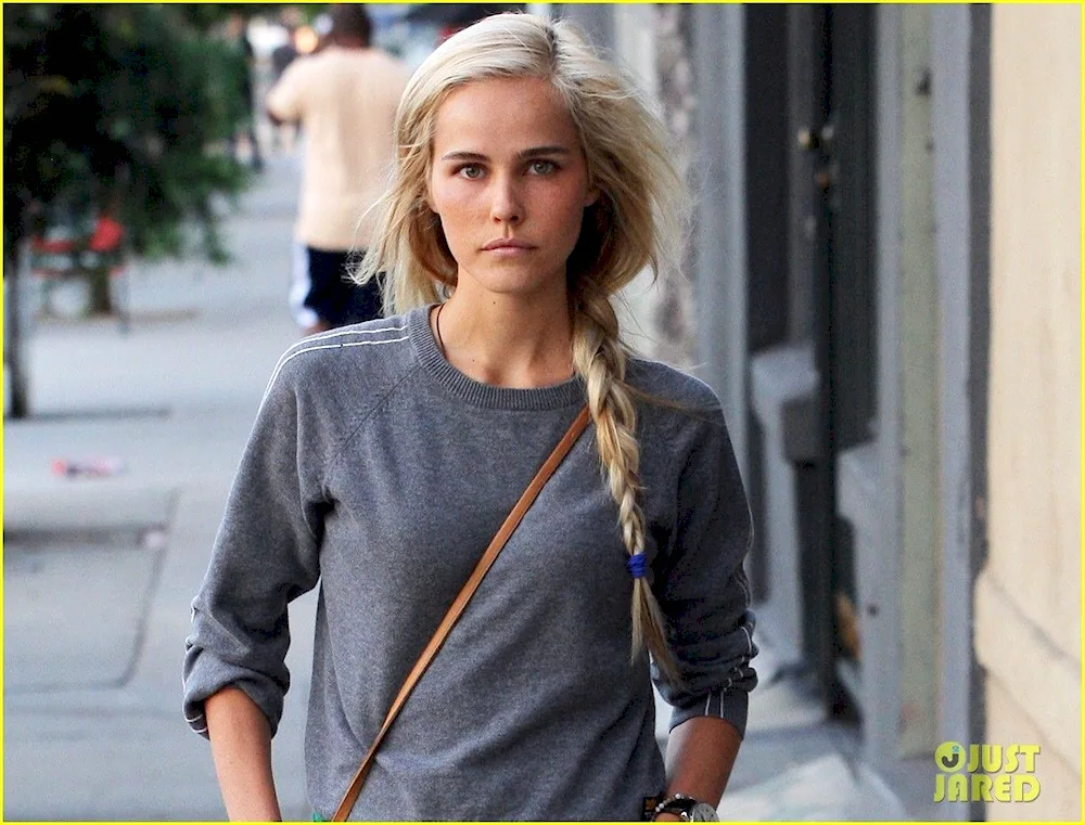 Transformers 2 Isabel Lucas