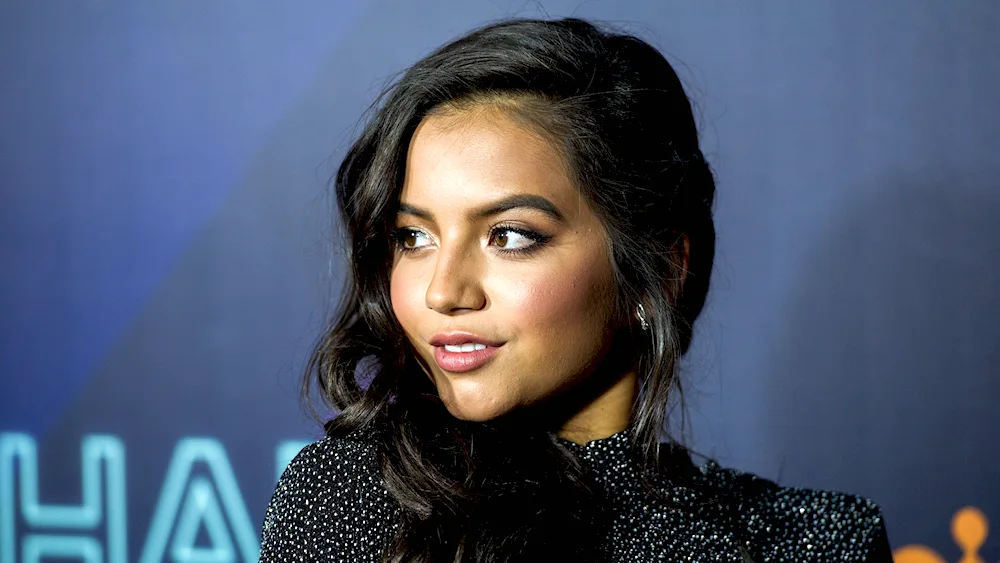 Isabella Moner