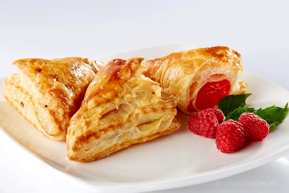 Puffed khachapuri penovani