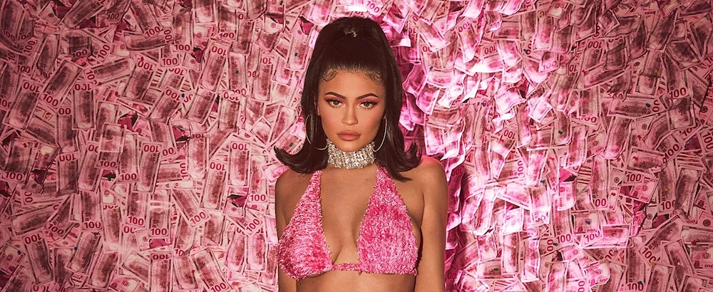 Kylie Jenner with money