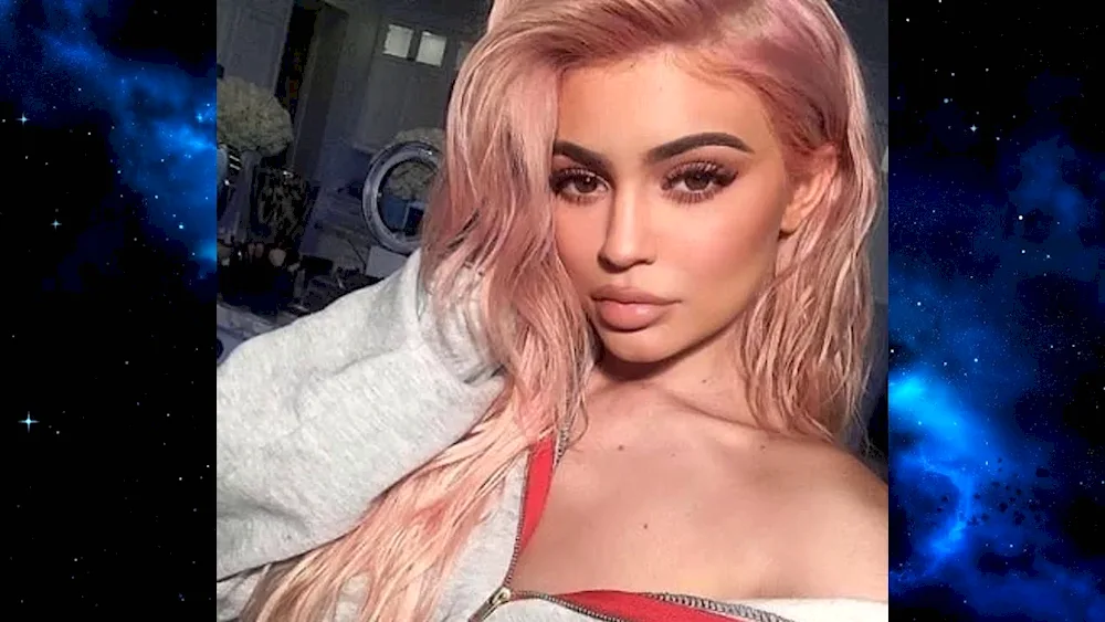 Kylie Jenner in pink