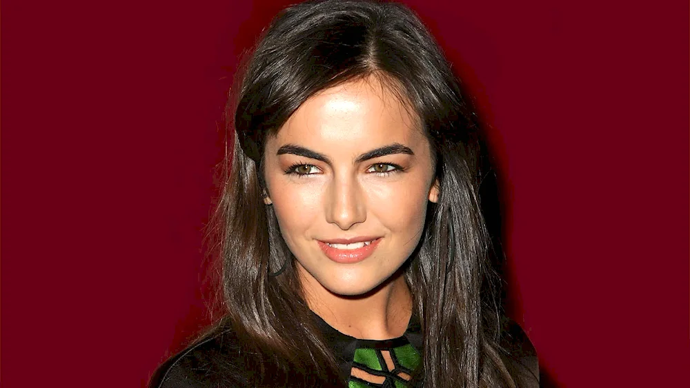 Camilla Belle