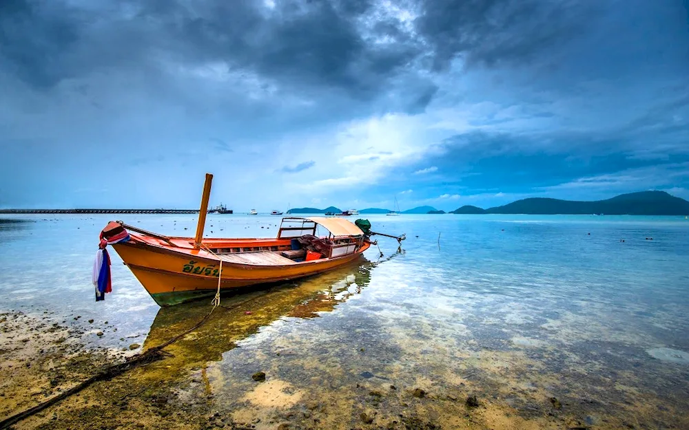 Canoe boat in Thailand