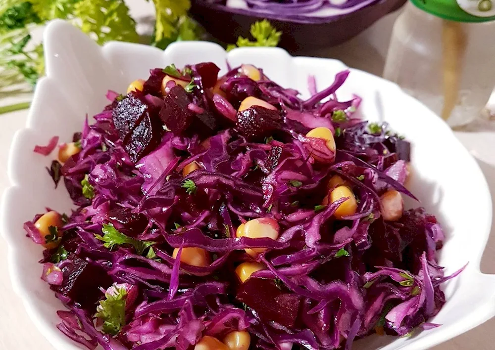 Red cabbage salad salad