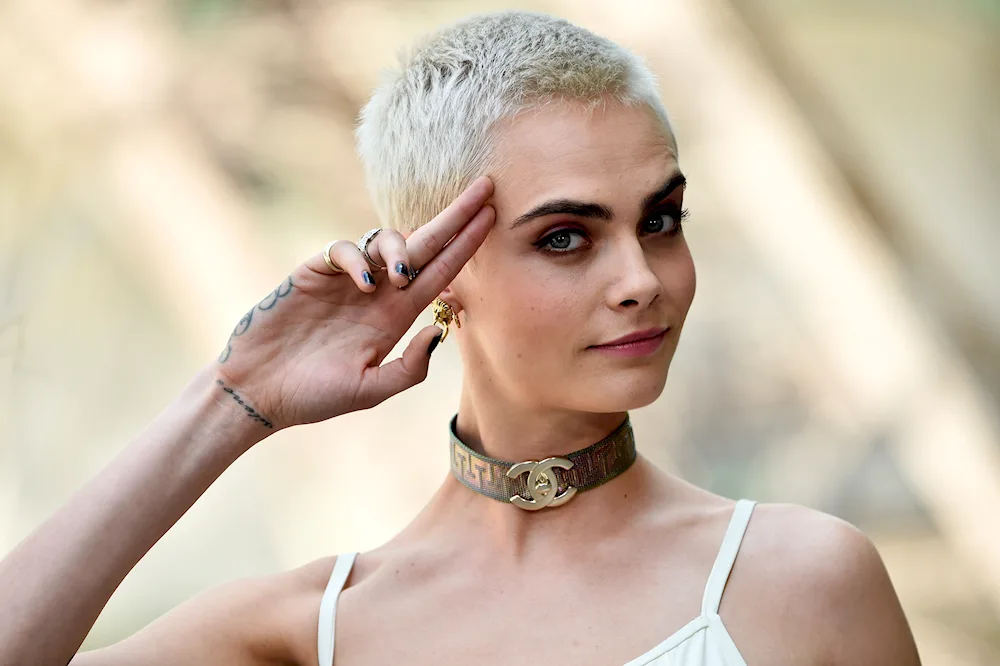 Cara Delevingne short hair