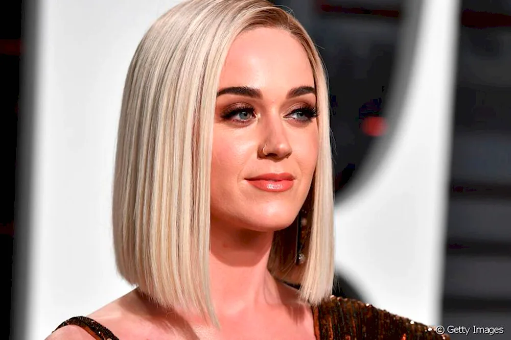 Long bob straight cut with bangs