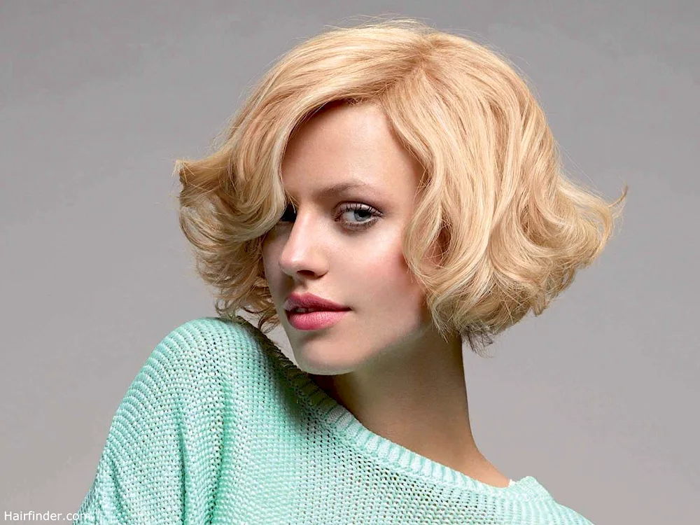 Curly bob bob
