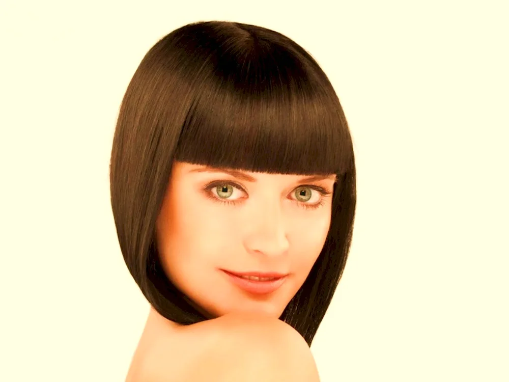 Career fringes bangs