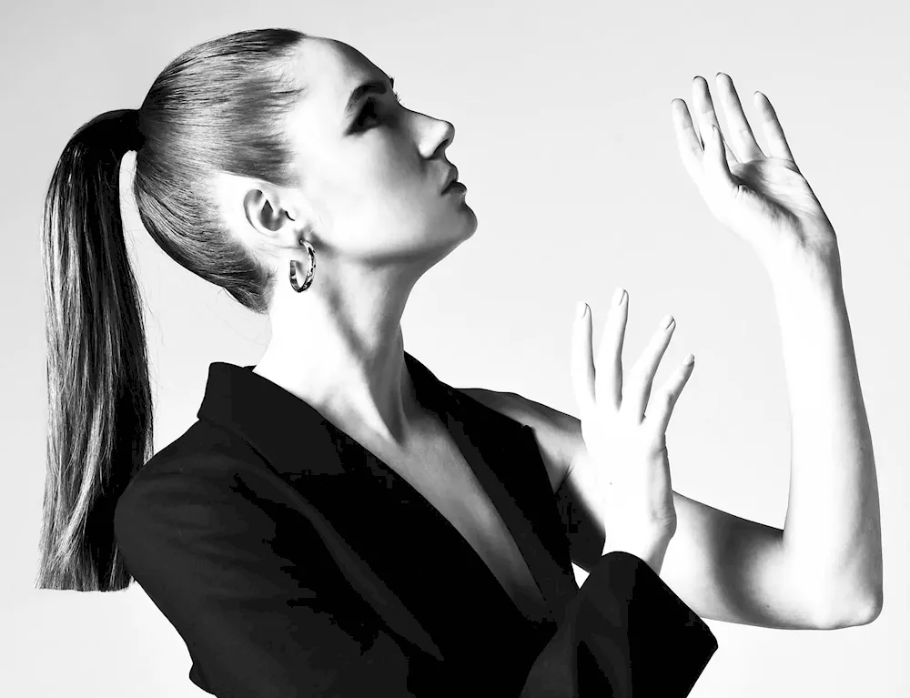 Beauty ponytail hairstyle