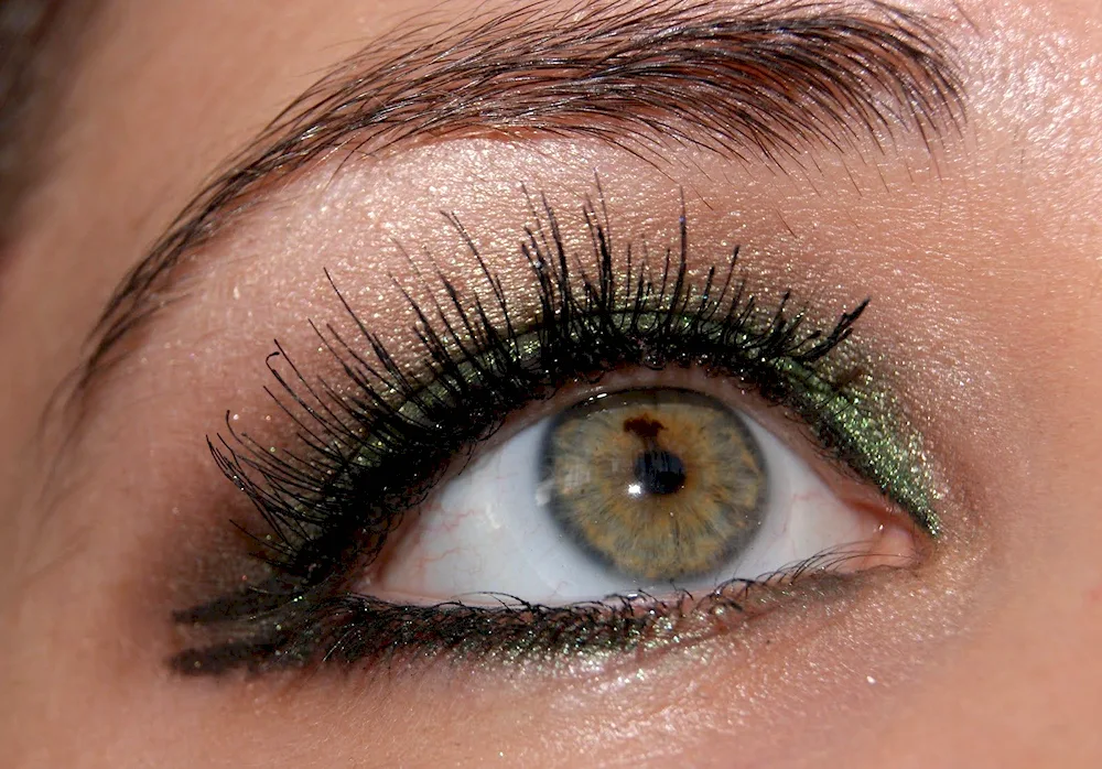 Kare- green eyes
