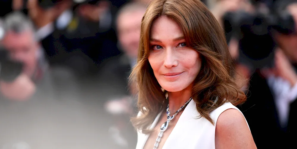 Carla Bruni 2021