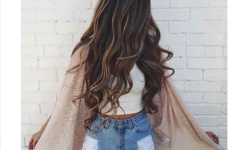 Chestnut hair in girls