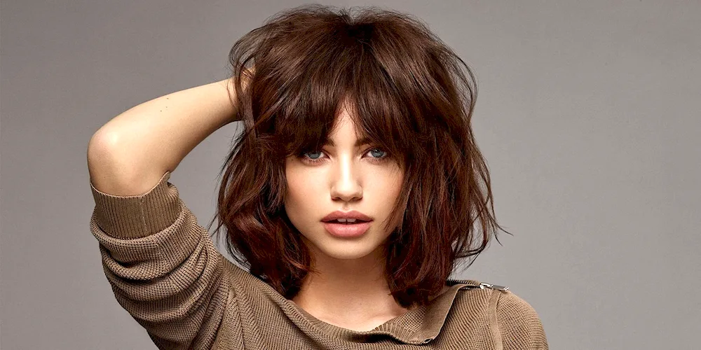 Cascading Shaggy bob