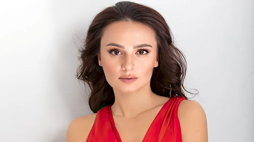Katrin Assi