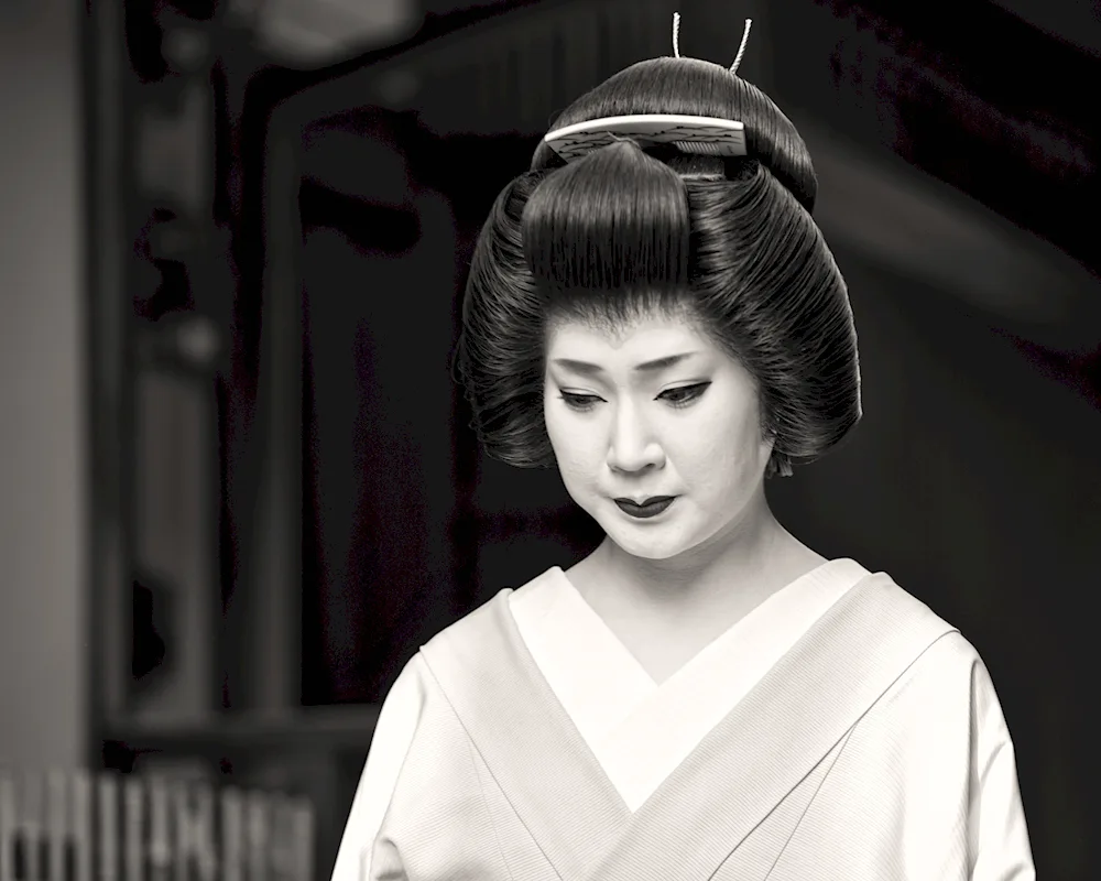 Katsumiyo geisha