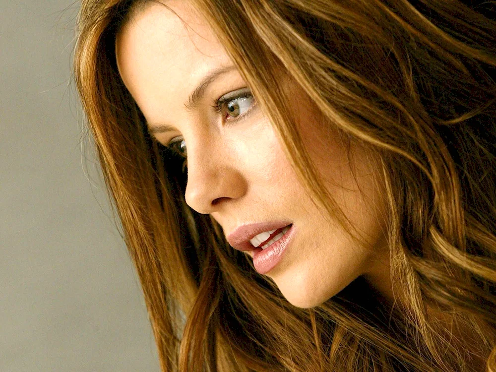 Kate Beckinsale.