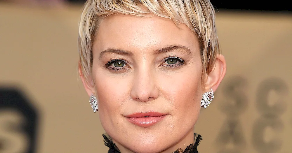 Kate Hudson with short haircut
