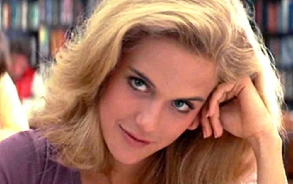 Kelly Preston. Preston Spellbinder