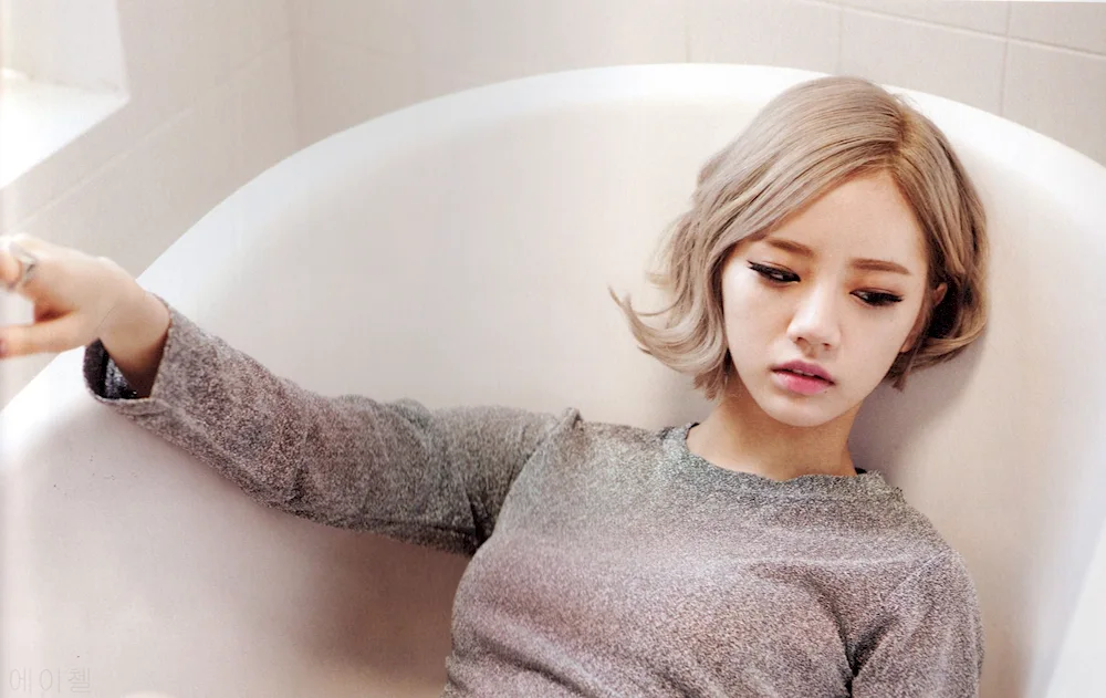 Ken Soo Hee Korean model