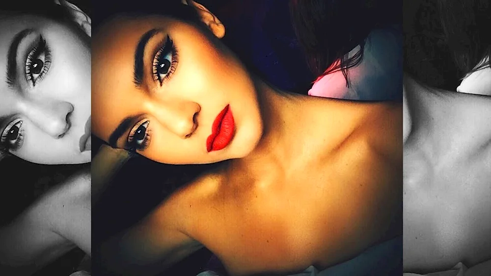 Kendall Jenner lips