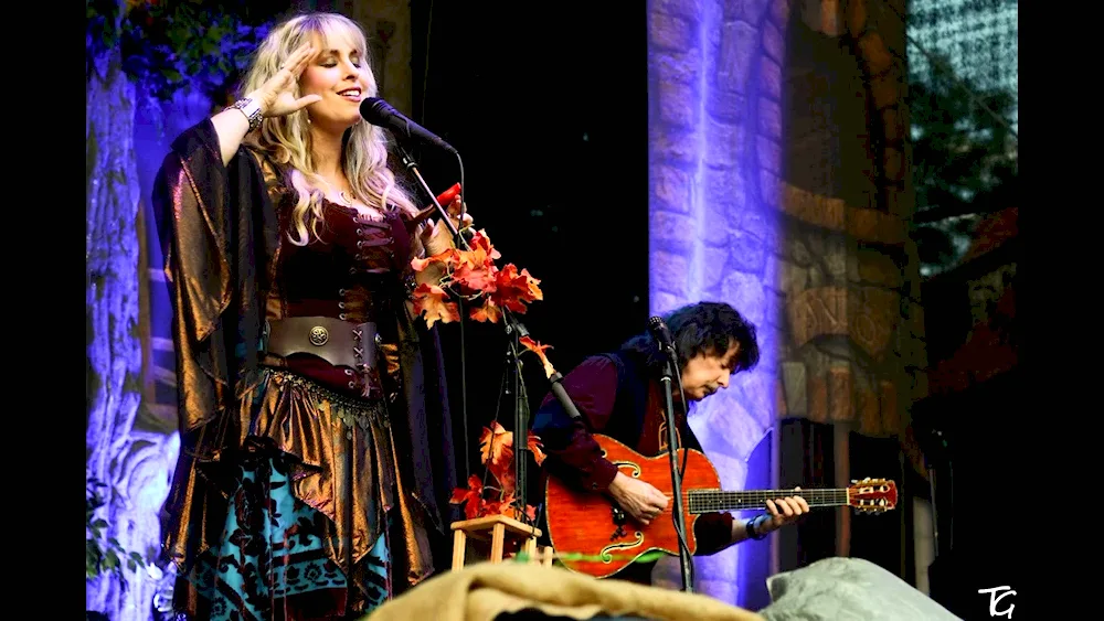 Candice Night