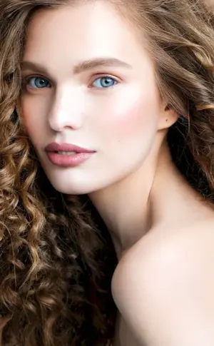 Curly Heir model
