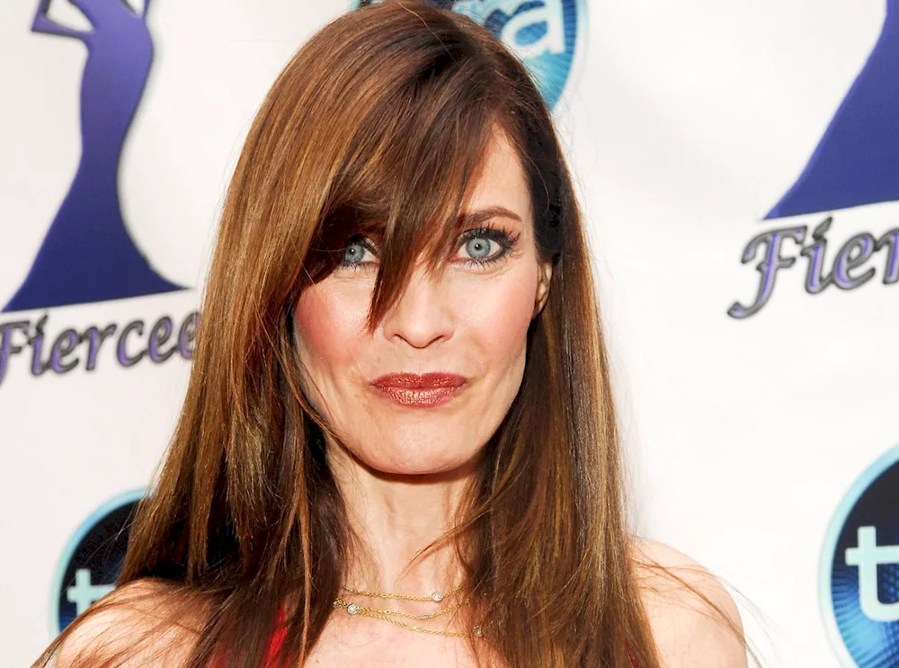 Carol Alt