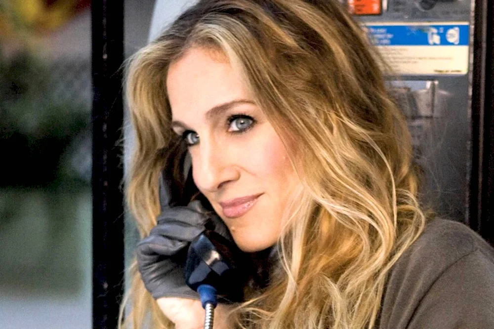 Carrie Bradshaw hair colouring