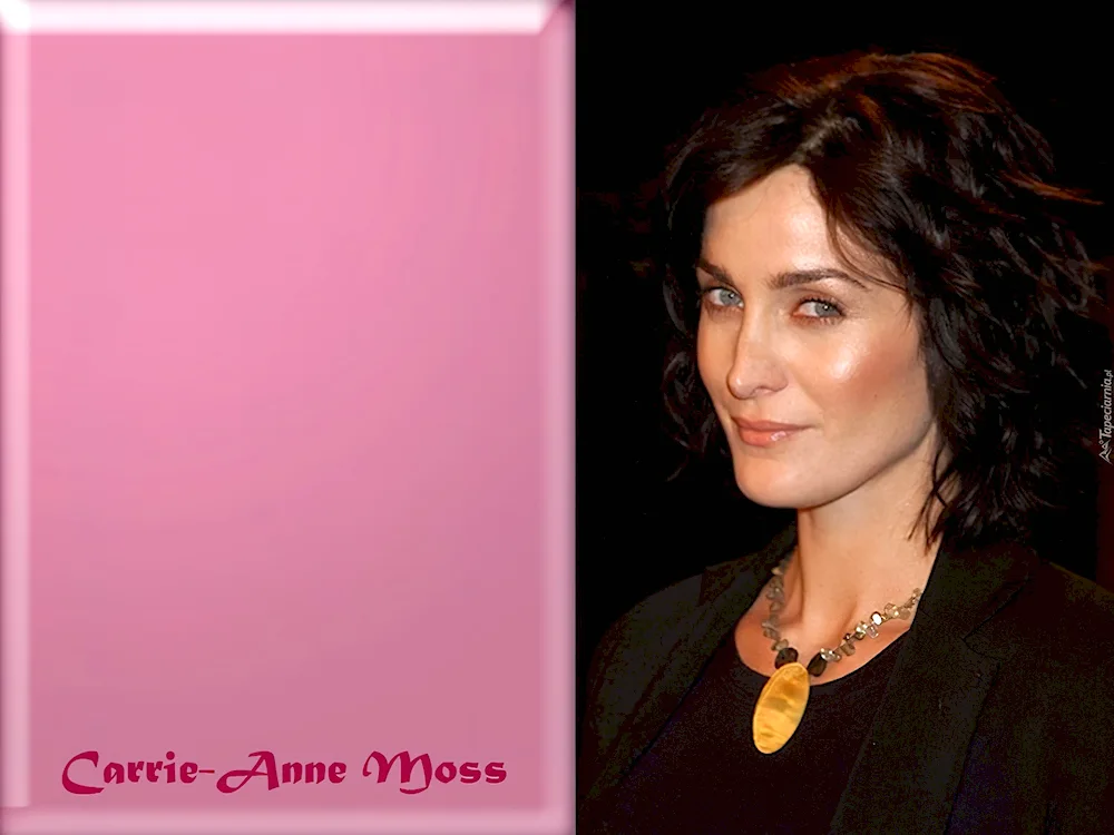 Carrie-Anne Moss