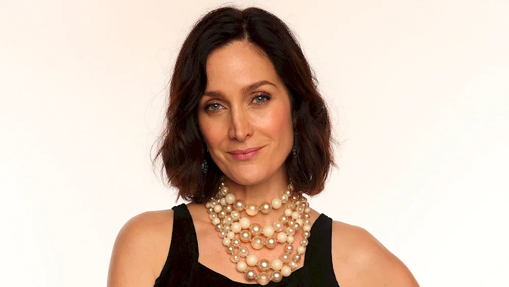 Carrie-Anne Moss