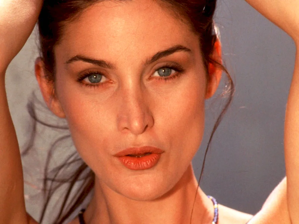 Carrie-Ann Moss