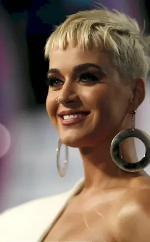 Katy Perry blonde