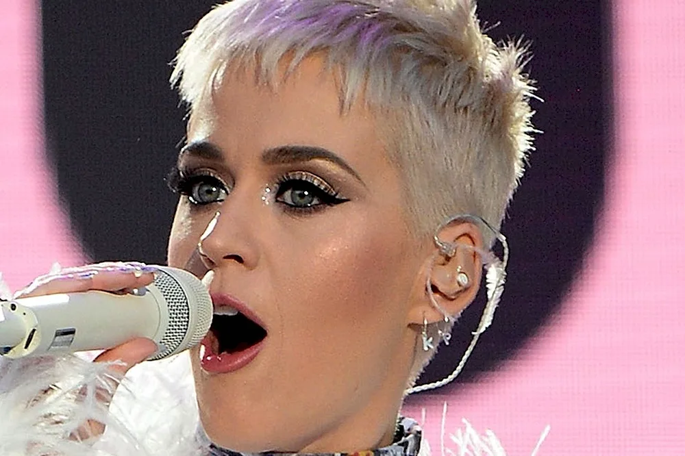 Katy Perry with a short haircut