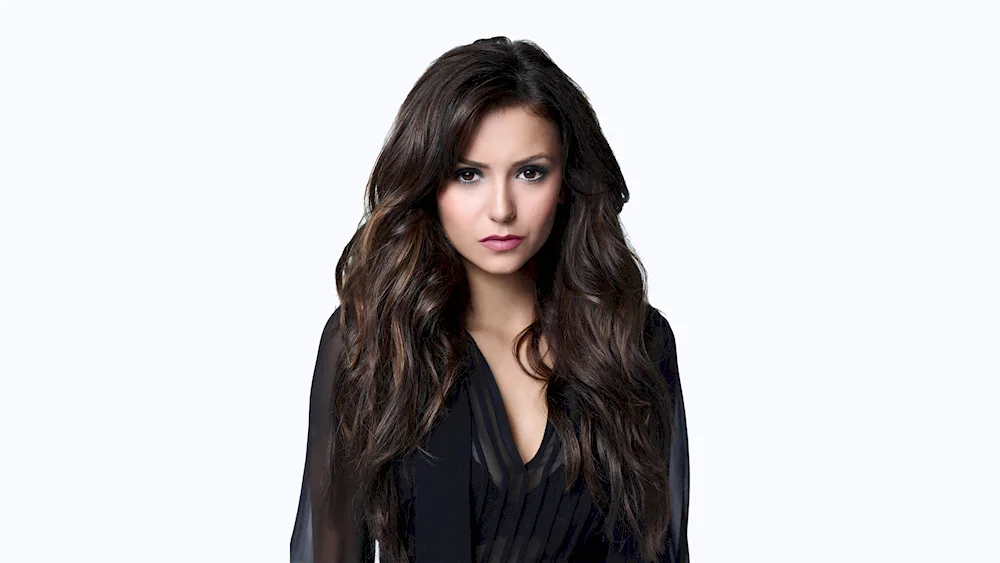 Nina Dobrev