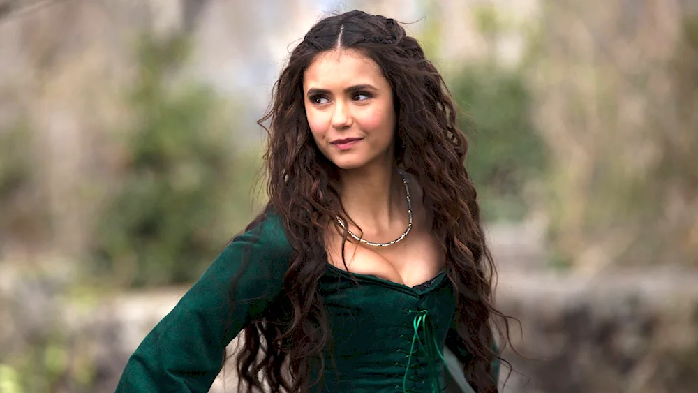 Katherine Pierce Nina Dobrevurt