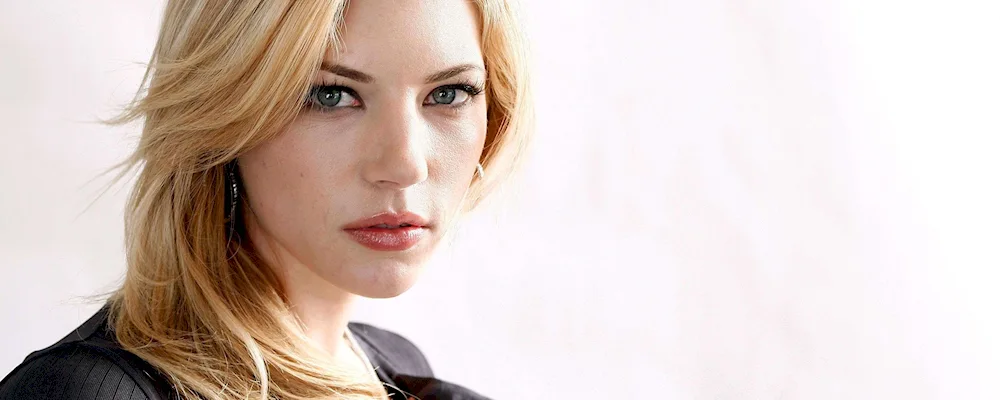 Katheryn Winnick 2022