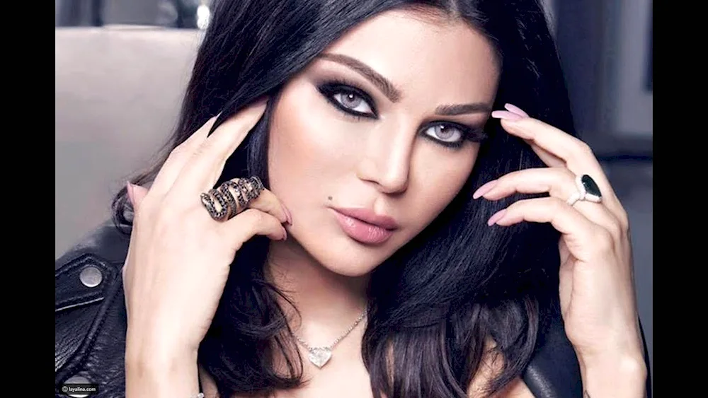 Haifa Wehbe figure