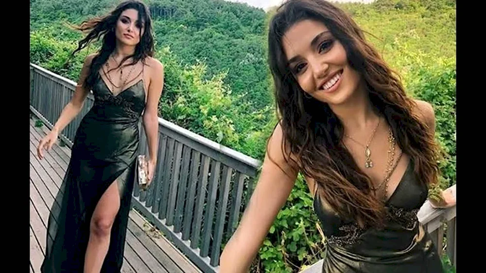 Hande Erçel 2022