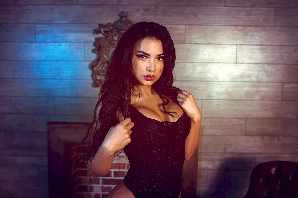 Helga Violet