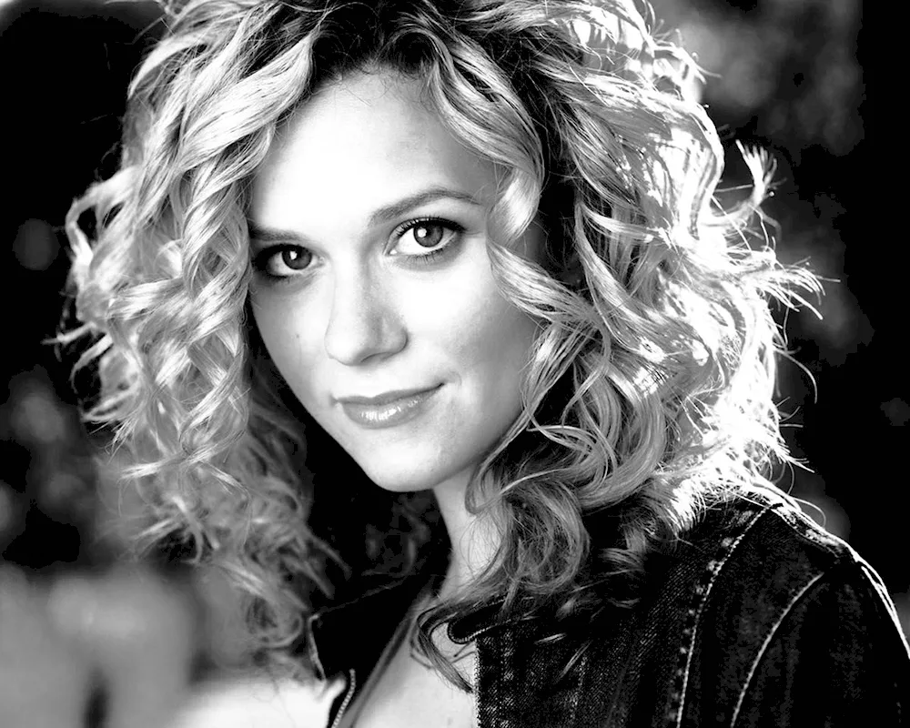 Hillary Burton