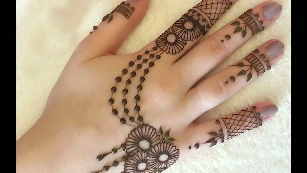 Mehandi Indian bride mehendi