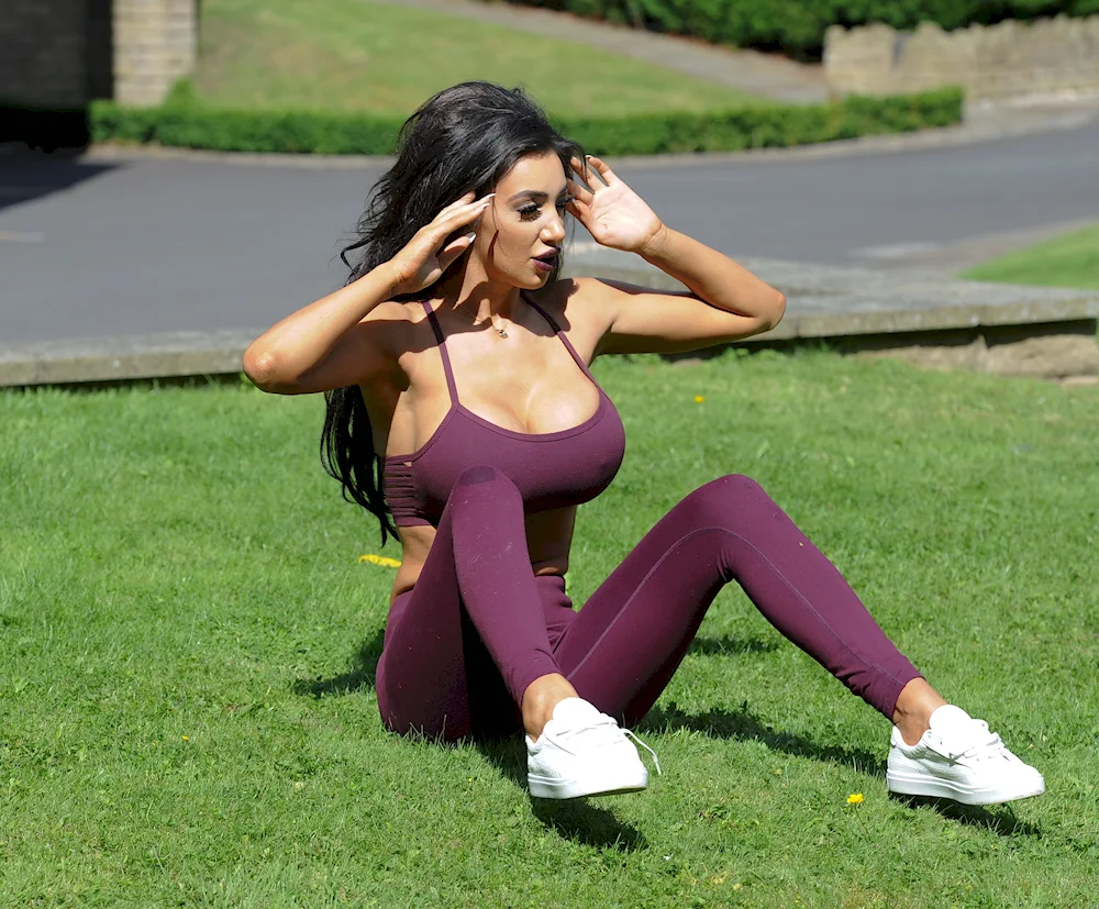 Chloe Khan