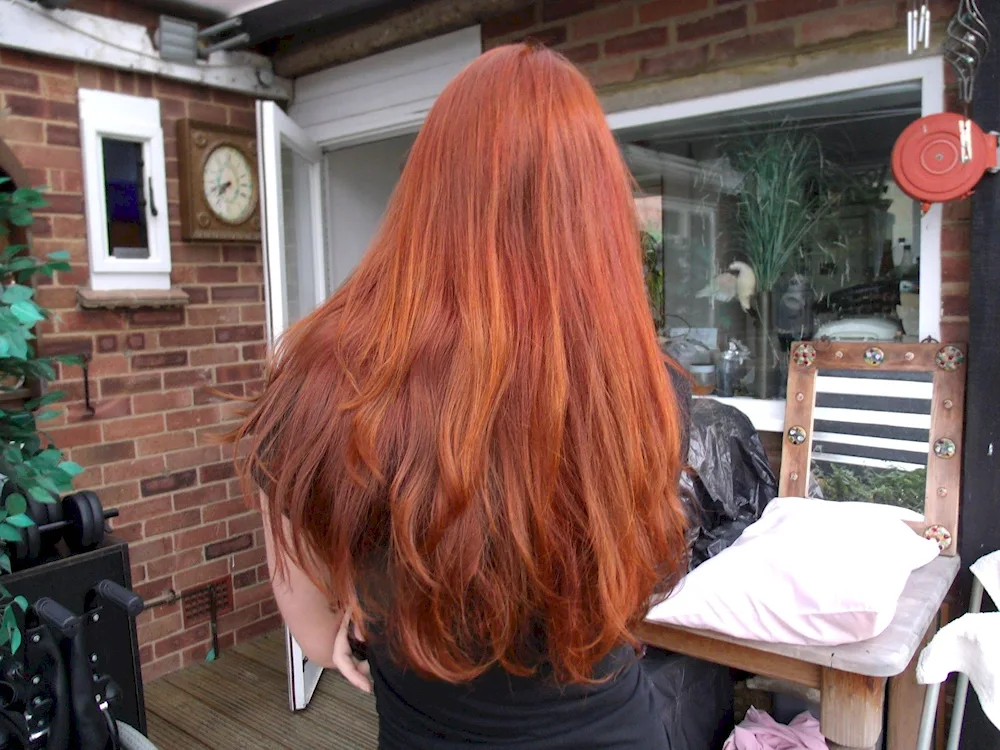 6.45 Amber dark red