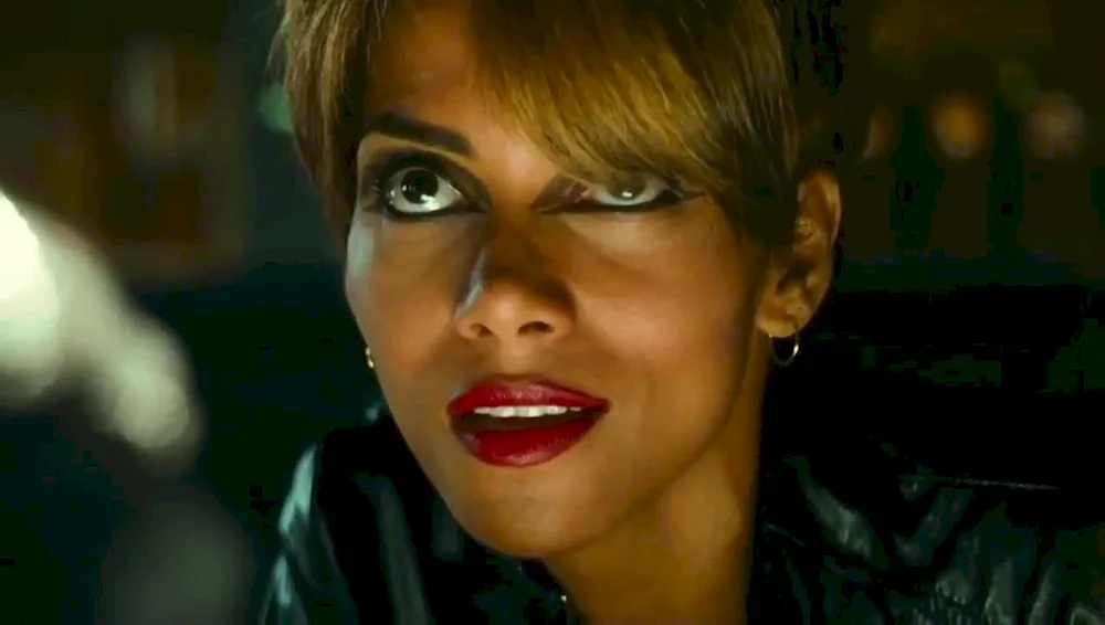 Halle Berry 2004