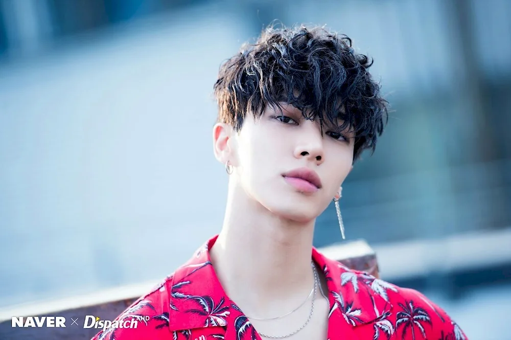 Koreans with curly hair