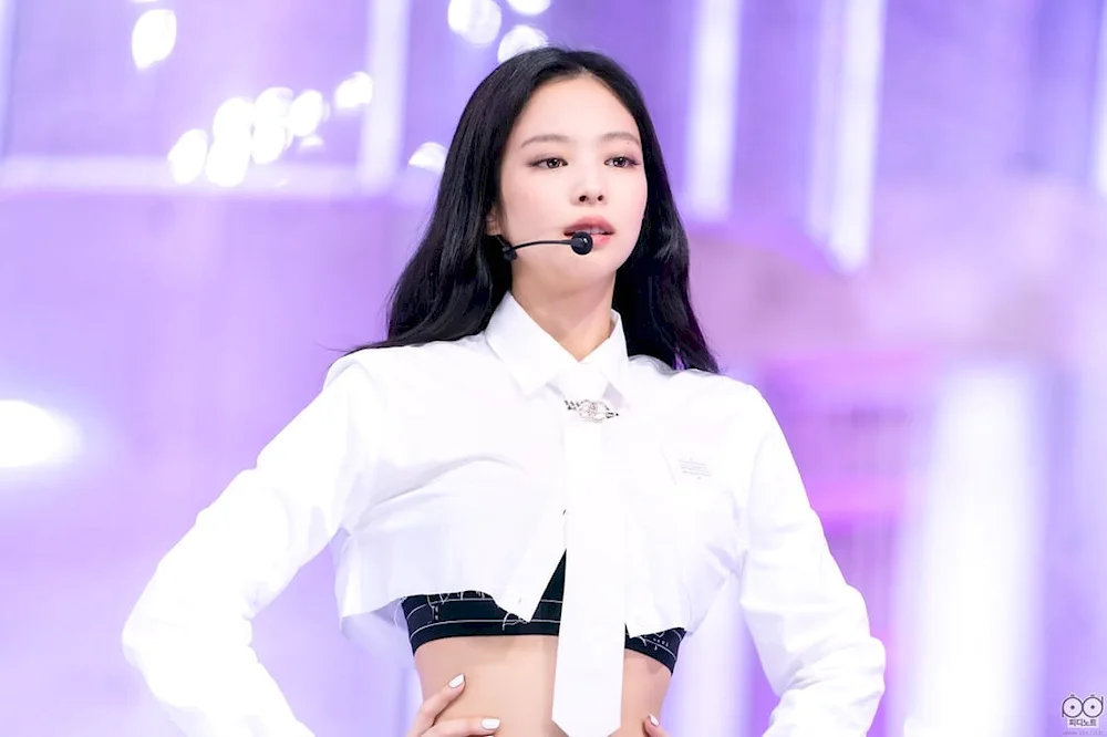 Kim Jennie 2022